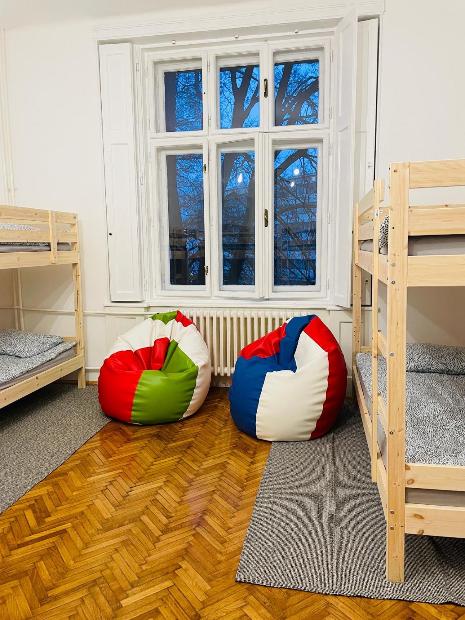 Hostel Green World Novi Sad Dış mekan fotoğraf