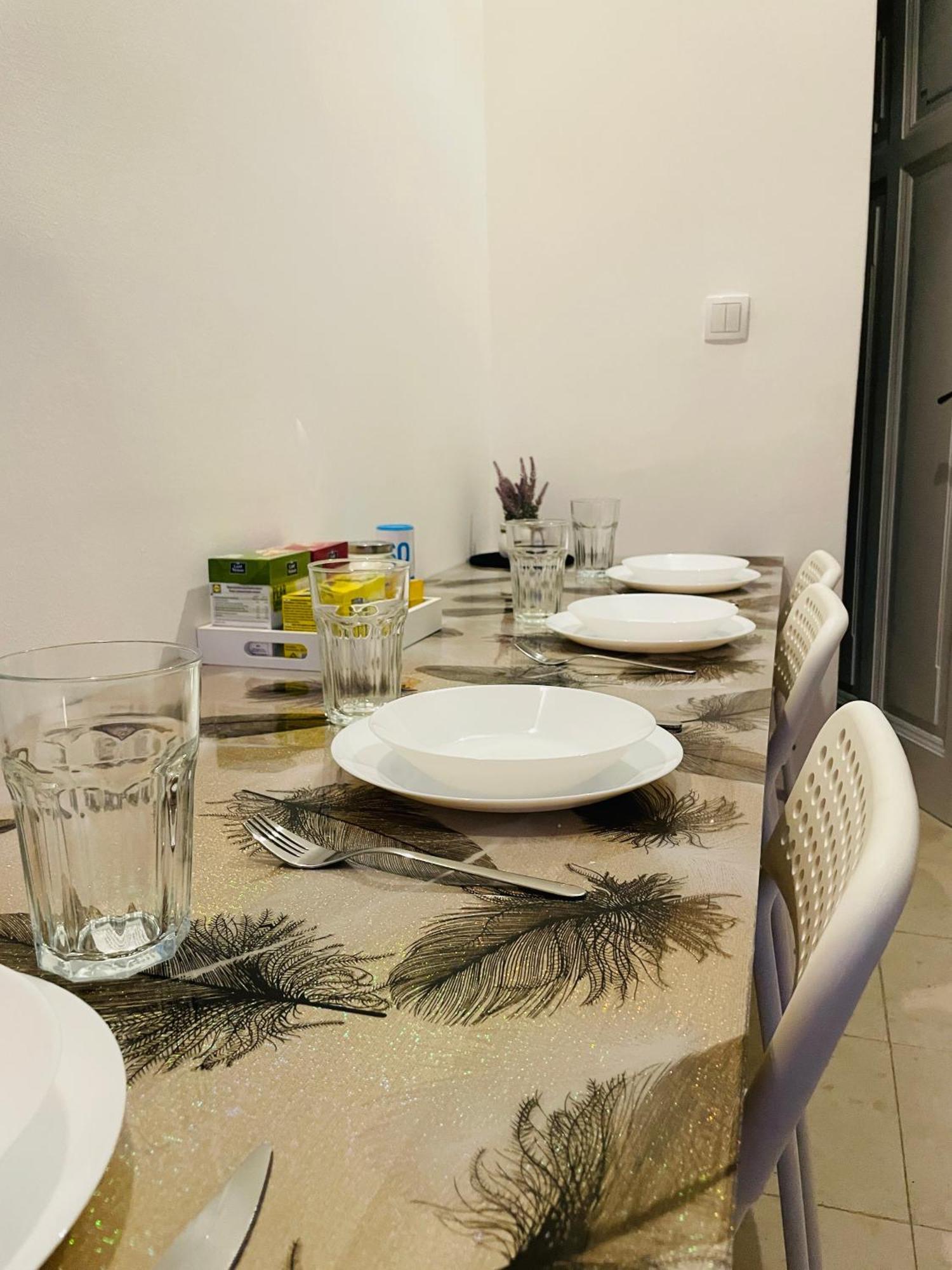 Hostel Green World Novi Sad Dış mekan fotoğraf
